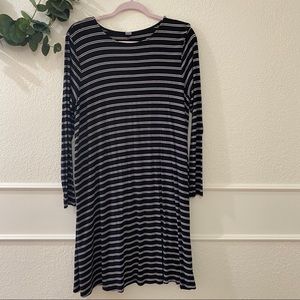 Old navy stripped dress
